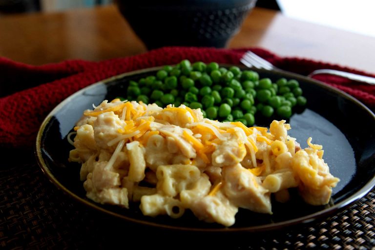 Cheesy Chicken Noodle Casserole